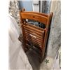 Image 2 : 2 FOLDING WOODEN CHAIRS AND SINGLE SIZE MATTRESS TOPPER