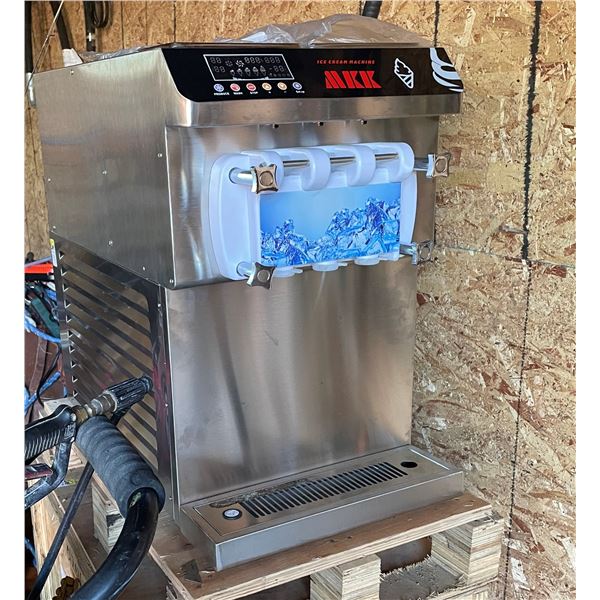 MKK Soft Serve Ice Cream Machine NEVER USED , HAS A RESERVE