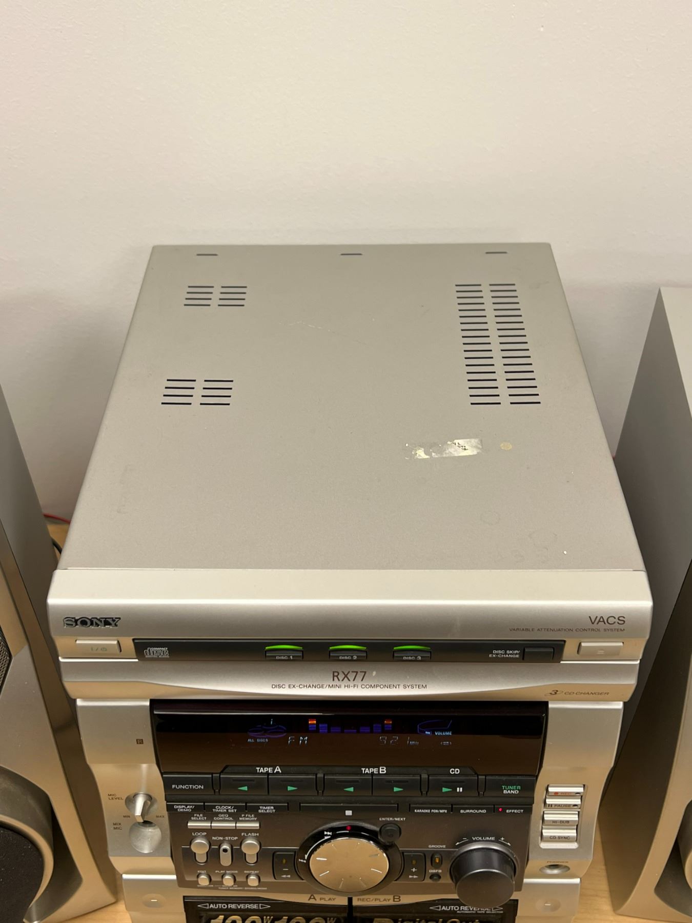 Sony HCD-RX77 Mini HiFi Component System w/box