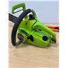 Image 5 : Poulan Chainsaw