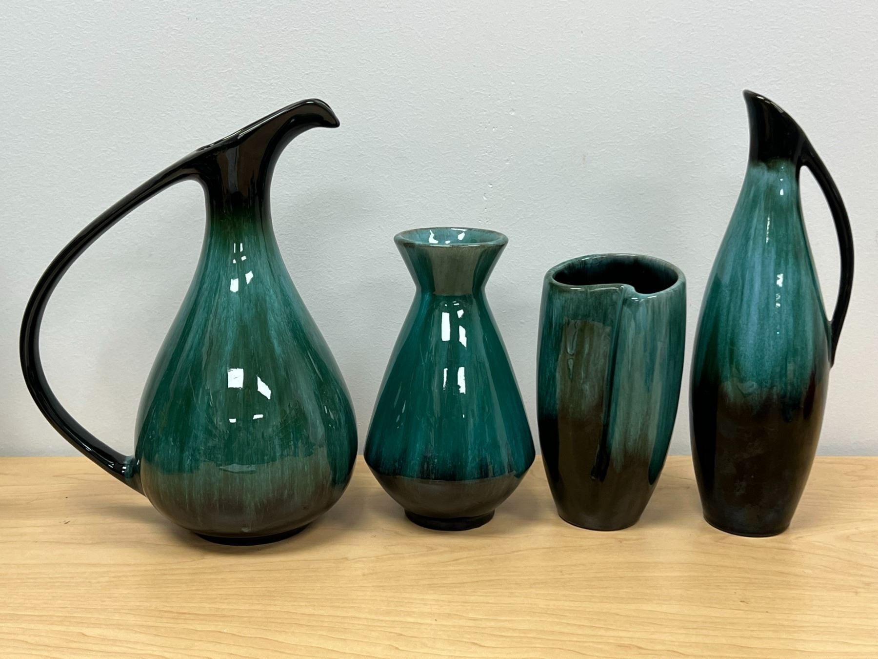 4 Vintage Blue Mountain Pottery Pieces - BMP Canada Nice overall ...