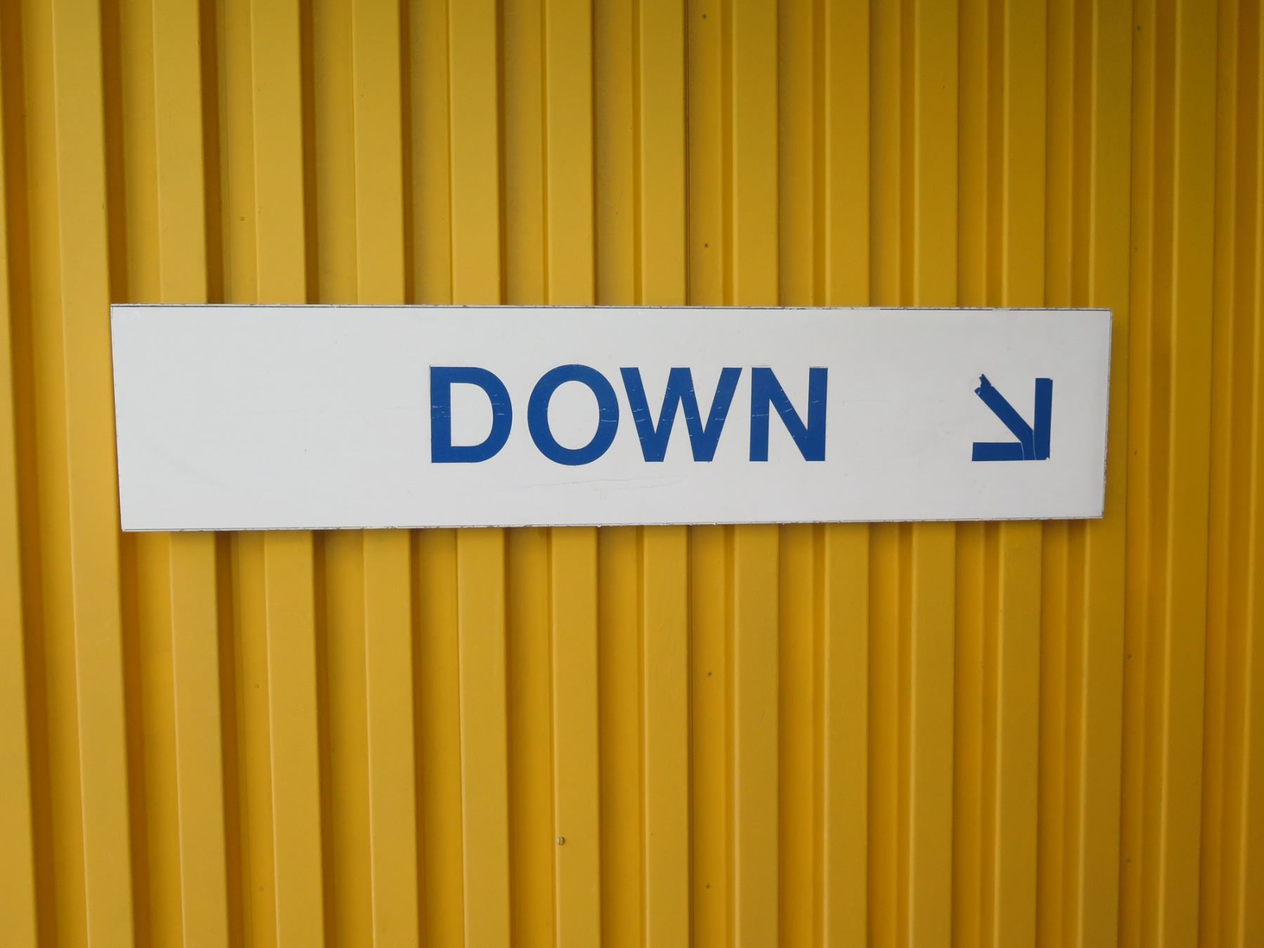 Dow Sign Down Sign w/ Arrow 51