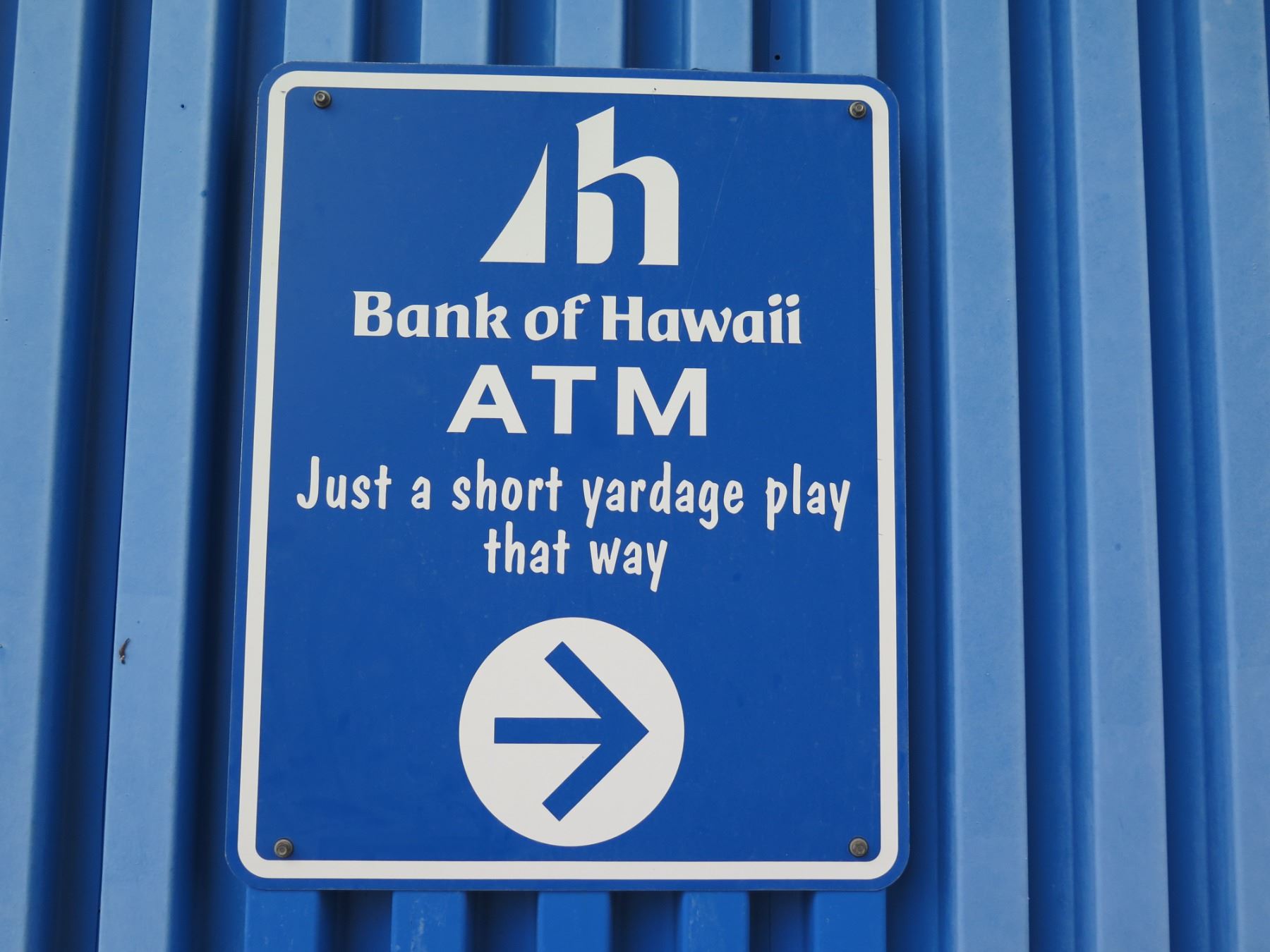 Bank of Hawaii ATM Sign w/ Arrow 24