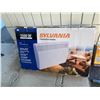 Image 1 : Sylvania convection heater