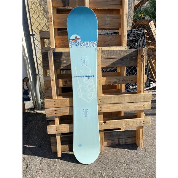 United snowboard 157