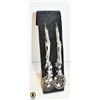 Image 1 : 3 PAIRS EARRINGS ON STAND