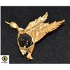 Image 1 : VINTAGE GOLD TONE DUCK BROOCH WITH ONYX STONE