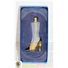 Image 1 : SHOE SHAPED PERFUME BOTTLE