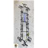 Image 1 : 2 METAL WALL HANGINGS 40X10IN