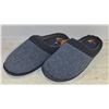 Image 1 : NEW MENS HAND-KNIT COZY HOUSE SLIPPERS, NAVY BLUE