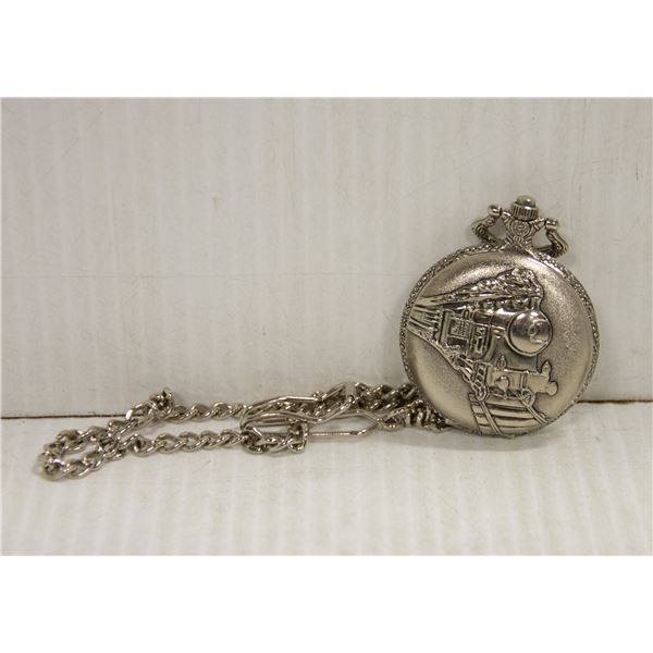 QUARTS CLASSIC RAILWAY POCKET WATCH ON CHAIN