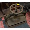 Image 1 : HEAVY 1800'S BOOK BINDING PRESS