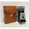 Image 1 : FOLD OUT OLD POLAROID CAMERA W/CASE