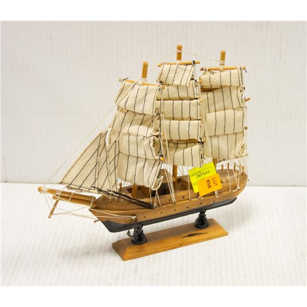 9" HAND MADE SHIP 3 MASTS