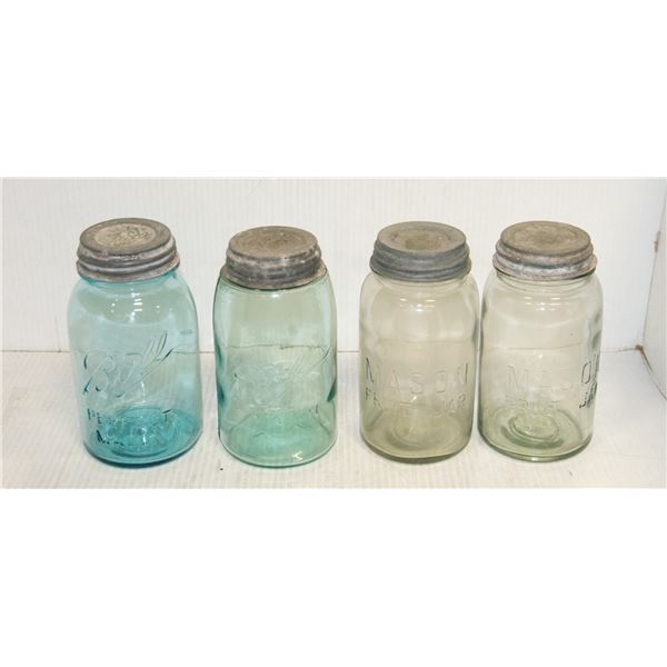 MIXED LOT OF 4 X VINTAGE MASON JARS