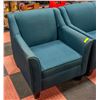 Image 1 : BLUE FABRIC LIVING ROOM CHAIR