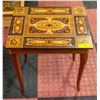 Image 1 : DECORATIVE TABLE W. HINGED TOP &