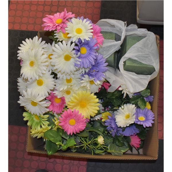 BOX WITH SELECTION OF QUALITY SILK FLOWERS