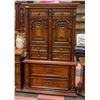 Image 1 : ARMOIRE APPROX H-66.5" W-19.5" L-40"