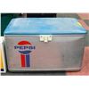 Image 1 : VINTAGE PEPSI COOLER