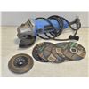 Image 1 : MASTER CRAFT ANGLE GRINDER PLUS DISCS