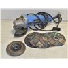 Image 1 : MASTER CRAFT ANGLE GRINDER PLUS DISCS