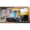 Image 1 : BOX OF ASSORTED ELECTRONICS