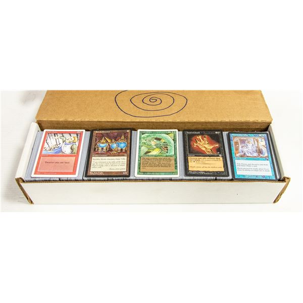MAGIC THE GATHERING COLLECTION IN A BOX