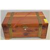 Image 1 : SMALL CEDAR CHEST