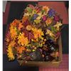 Image 1 : BOX WITH SILK FLOWER WREATH, SILK