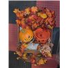 Image 1 : LARGE BOX OF HALLOWEEN AND FALL DECOR