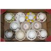 Image 1 : LARGE FLAT OF TEACUPS AND SAUCERS