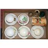 Image 1 : FLAT OF CHINA SOLD WITH GLASS INSULATORS