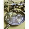 Image 6 : Pots Pans Casserole Dishes