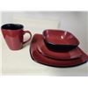 Image 2 : Corelle Hearthstone Dining Set