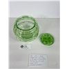 Image 2 : 1930's Uranium Barrel Shaped Vase with Frog In the Elegant Block Optic Pattern By Hocking. Measures 
