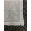 Image 8 : 4 Vintage Embroidered Square Tablecloths