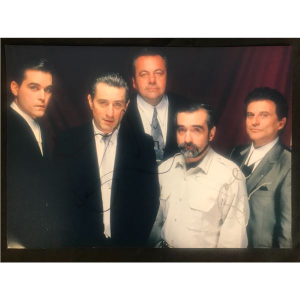 ROBERT DE NIRO SIGNED GOODFELLAS 8 X 10 (RA COA)