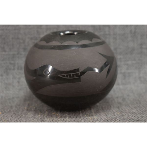 SANTA CLARA INDIAN POTTERY BOWL BY ANNIE