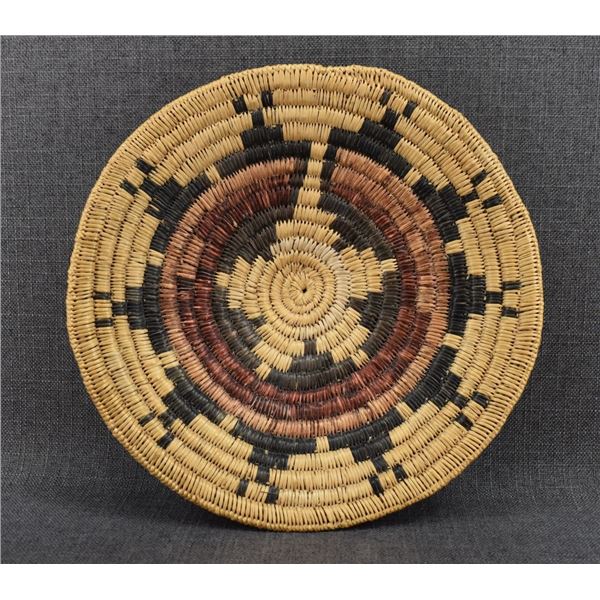 NAVAJO INDAIN WEDDING BASKET