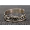 Image 2 : NAVAJO INDIAN STERLING SILVER BRACELET BY TAHE