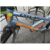 Image 2 : Blue Atlas Renaissance Bike w/Basket