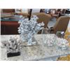 Image 1 : Painted Coral Table Décor