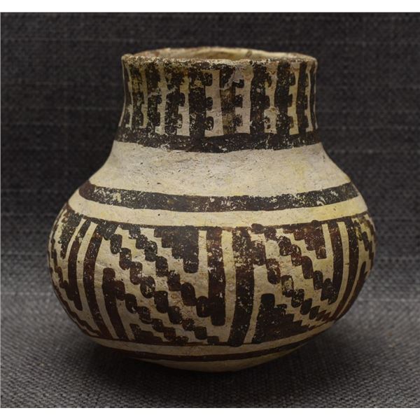 TULAROSA POTTERY VASE