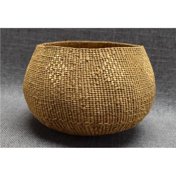 HUPA, YUROK, KARUK INDIAN BASKET