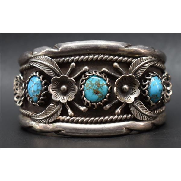 NAVAJO INDIAN BRACELET (CARL LUTHEY)