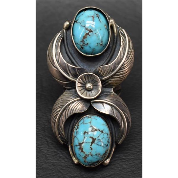 NAVAJO INDIAN RING ( CARL LUTHEY)