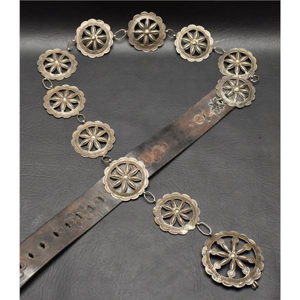 NAVAJO INDIAN LINK CONCHO BELT