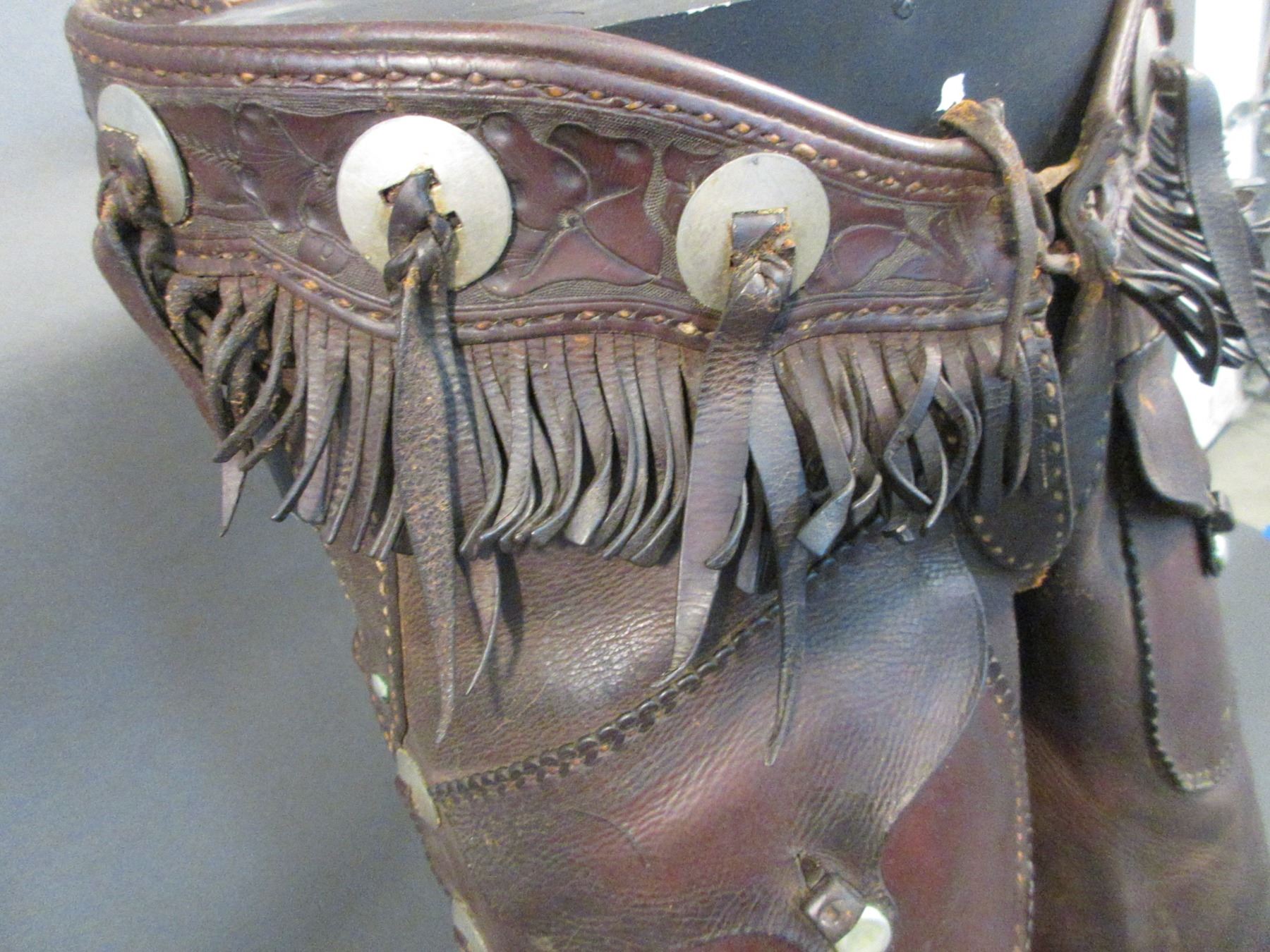 Step In Chaps Marked RT Frazier Pueblo Colo Step In Chaps- 26 Nickel Conchos- Pockets ...