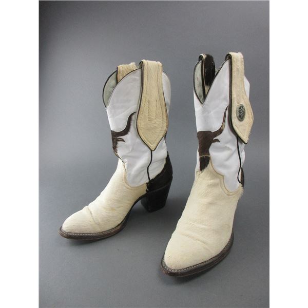 Larry Mahan Hair On Woman's Boots- Size 6?